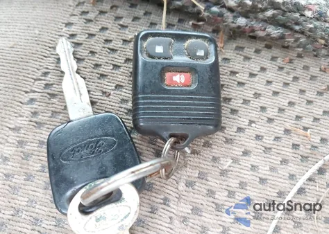 2001 Ford F-150 Lariat/Xl/Xlt из США, поврежденный, VIN 1FTRX18W31NA34374